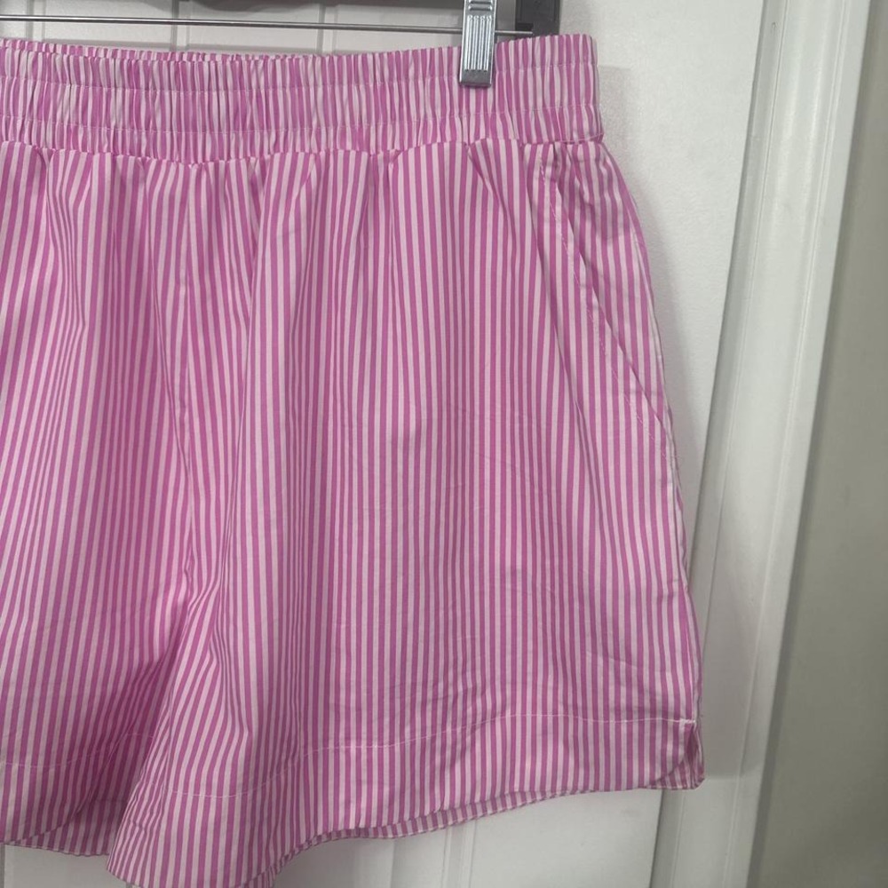 Boutique brand Blakeley NWT pink and white striped cotton boxer style short. L - Picture 3 of 4